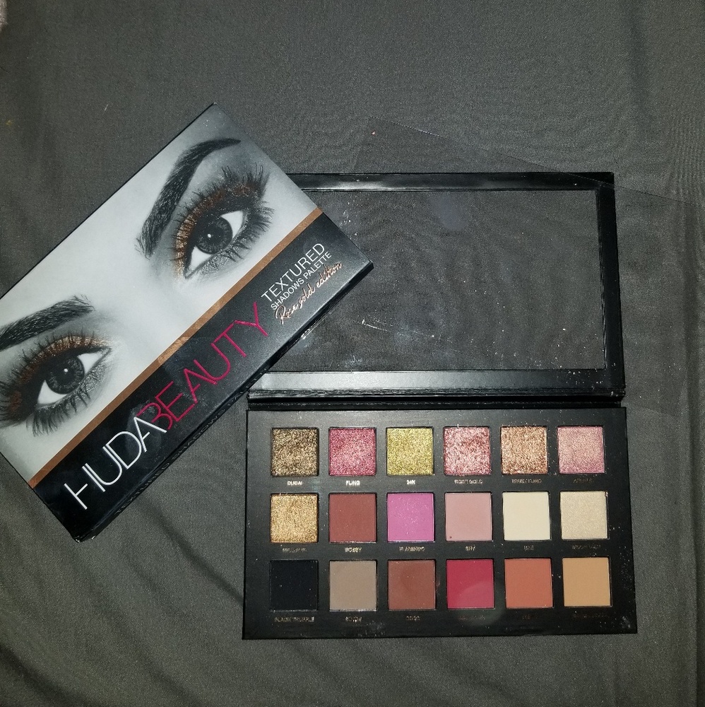 Huda Beauty Rose Gold Palette